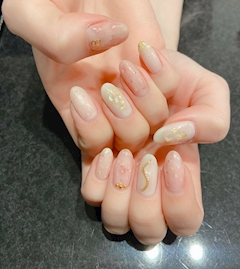 ネイル。